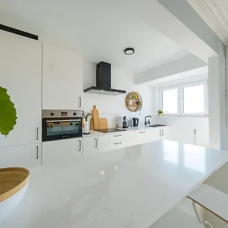 With 3 Bedrooms Near The Sea Middelkerke