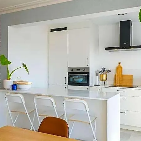 With 3 Bedrooms Near The Sea * Middelkerke