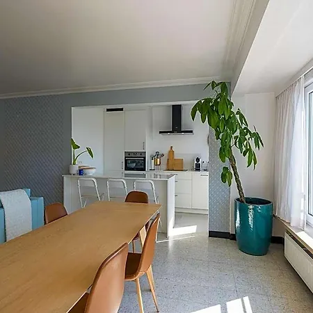 With 3 Bedrooms Near The Sea Lägenhet Middelkerke