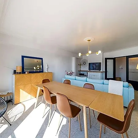 Lägenhet With 3 Bedrooms Near The Sea