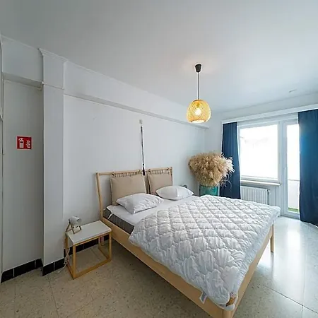 With 3 Bedrooms Near The Sea Middelkerke